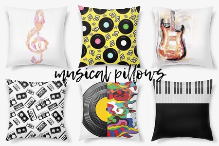 25 декоративных подушек в подарок любителю музыки
