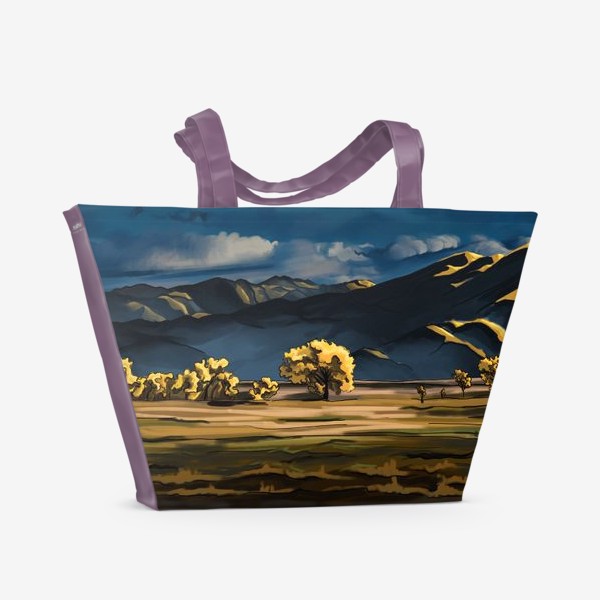 Пляжная сумка «Пейзаж с полем деревьями, горами и облаками»
