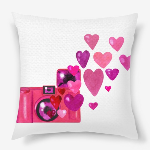 Подушка «Винтажный фотоаппарат с сердечками»