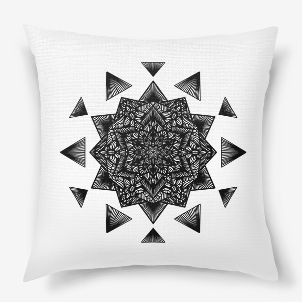 Подушка &laquo;Черно-белый геометрический цветок мандала&raquo;