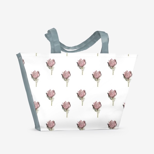 Пляжная сумка «Симметричный паттерн с цветами протеи на белом фоне»