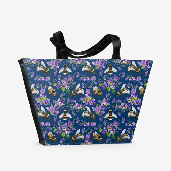 Пляжная сумка «Шмели, пчёлы, фиалки, виолы, анютины глазки на синем фоне»