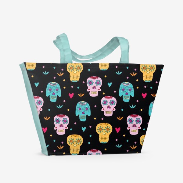 Пляжная сумка «День мертвых - Праздник в Мексике. Узор с цветными черепами»