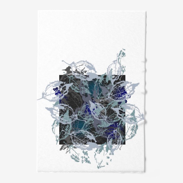 Полотенце &laquo;Скелетированные листья в сине сером на чёрном квадрате&raquo;
