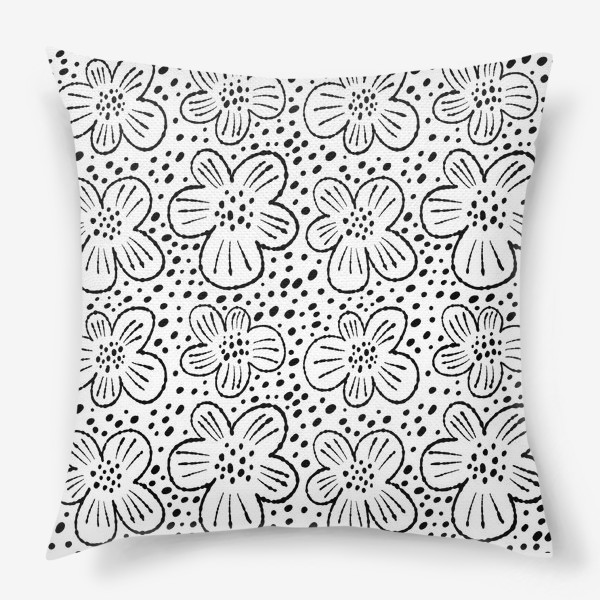 Подушка «Черно-белый паттерн с цветами и точками»