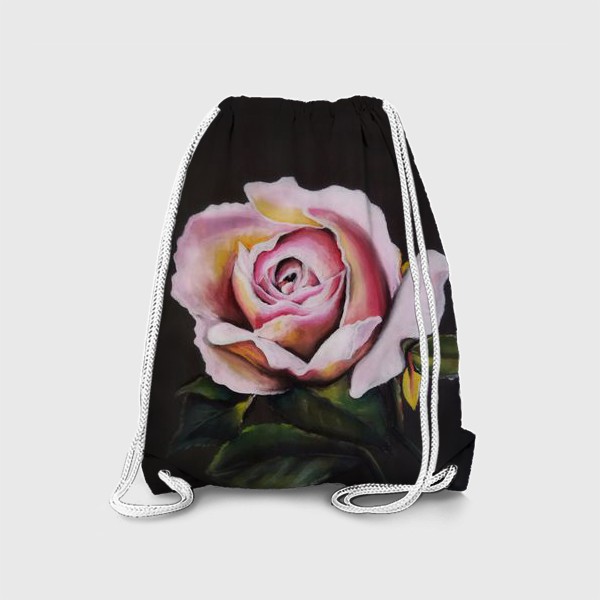 Рюкзак «Роза розовая на темном фоне крупным планом, рисунок цветка сухой пастелью»