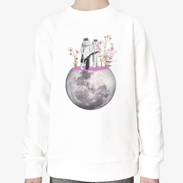 Свитшот &laquo;Луна. Цветочки. Люди на луне. Коллаж&raquo;