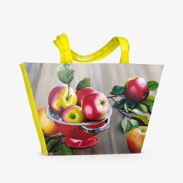 Пляжная сумка «Красные яблоки в чаше на столе»