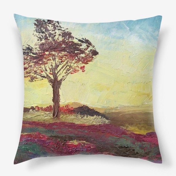 Подушка «Закат в провансе. Пейзаж с деревом, лавандовыми полями и закатным небом»