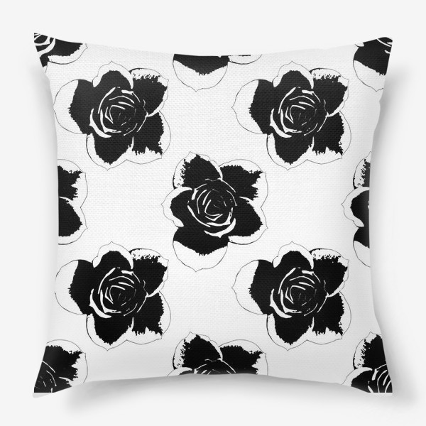 Подушка «Черные розы»