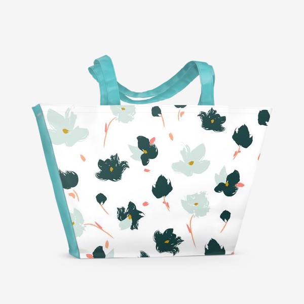 Пляжная сумка &laquo;цветы на белом&raquo;