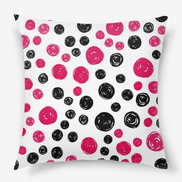 Подушка «Принт с розовыми и черными кругами на белом фоне»