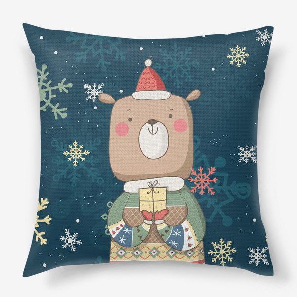 Подушка «Медведь с подарком в теплом свитере с новогодним узором»