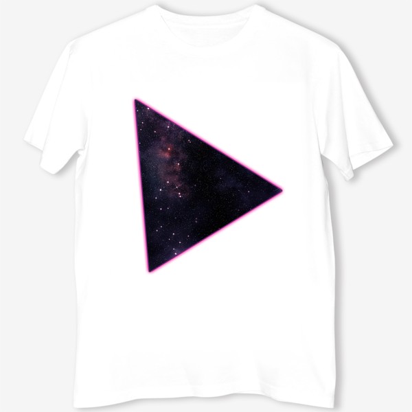 Футболка «Пурпурная небула в космосе внутри неонового треугольника»