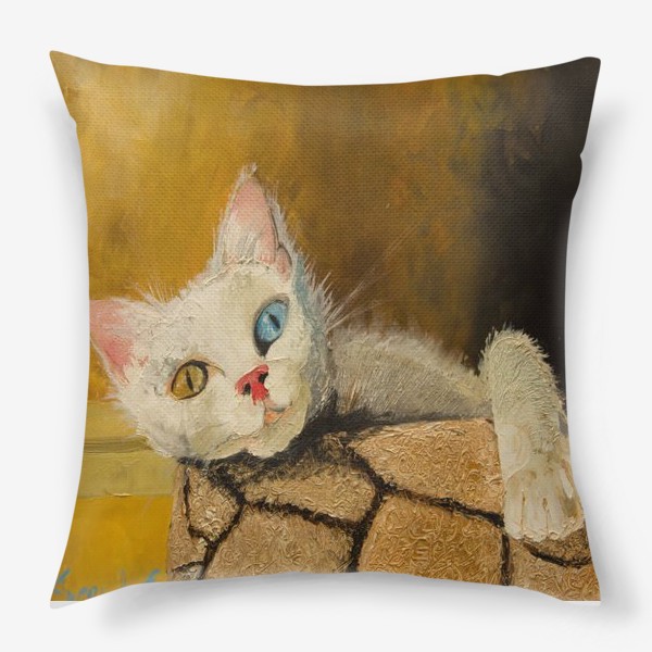 Подушка «Кошка с разными глазами»