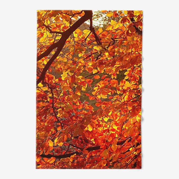 Полотенце «Волшебство осени, осенние листья на ветвях »