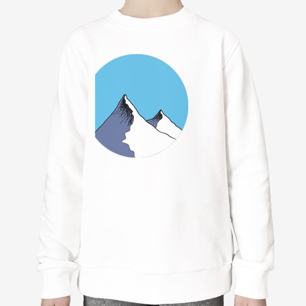 Свитшот «Две снежные горы на голубом фоне неба в форме круга, серая снежная вершина горной цепи»