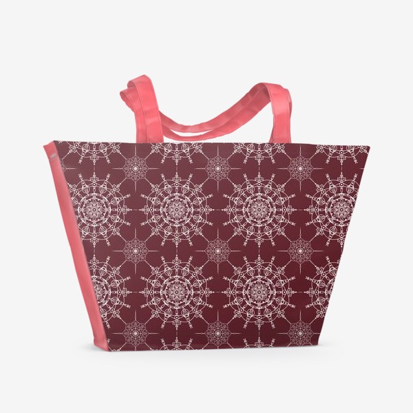 Пляжная сумка «Мандала на винно-красном цвете, снежинки»