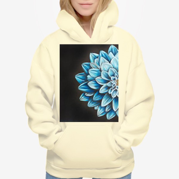 Худи «Цветок голубой хризантемы крупно на черном фоне пастелью»