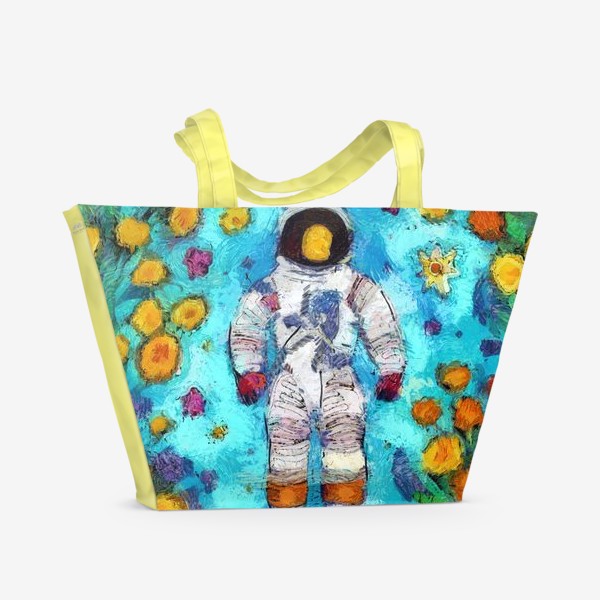 Пляжная сумка «Астронавт в воде, окруженный желтыми цветами»
