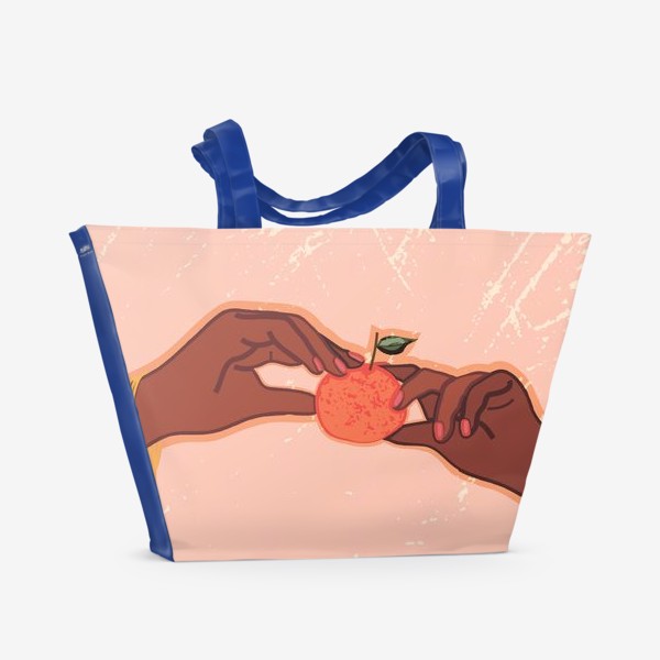 Пляжная сумка «руки с темной кожей, держащие мандарин»