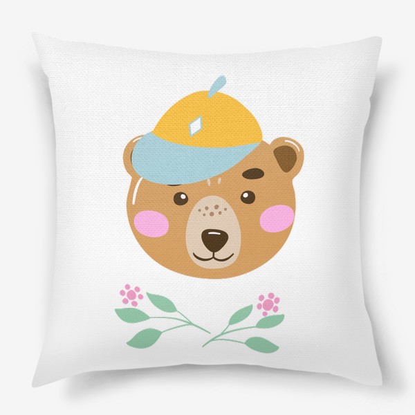 Подушка «Мордочка забавного медведя в кепке»