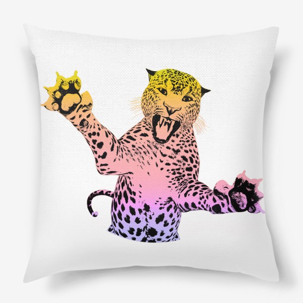 Подушка «Атакующий леопард»