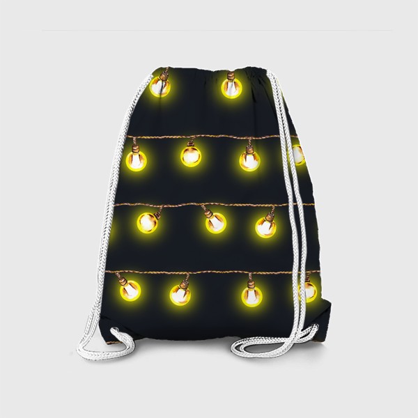 Рюкзак «Новогодняя светящаяся ретро гирлянда Желтые лампочки на темном фоне»
