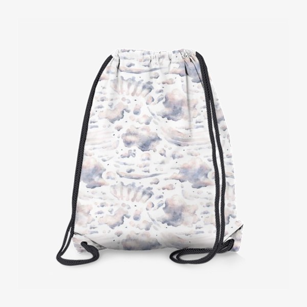 Рюкзак «Акварельный нарисованный вручную бесшовный фон с иллюстрациями облачного вечернего неба. Небесный пейзаж, птицы»