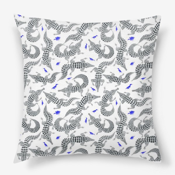 Подушка «Графичный нарисованный вручную бесшовный фон с стильными крокодилами и синими птицами. Иллюстрация карандашом»