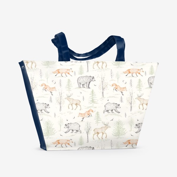 Пляжная сумка &laquo;Графичный нарисованный вручную бесшовный фон. Скандинавский лес, лесные животные-медведь, лиса, лось, ели. Детские обои&raquo;