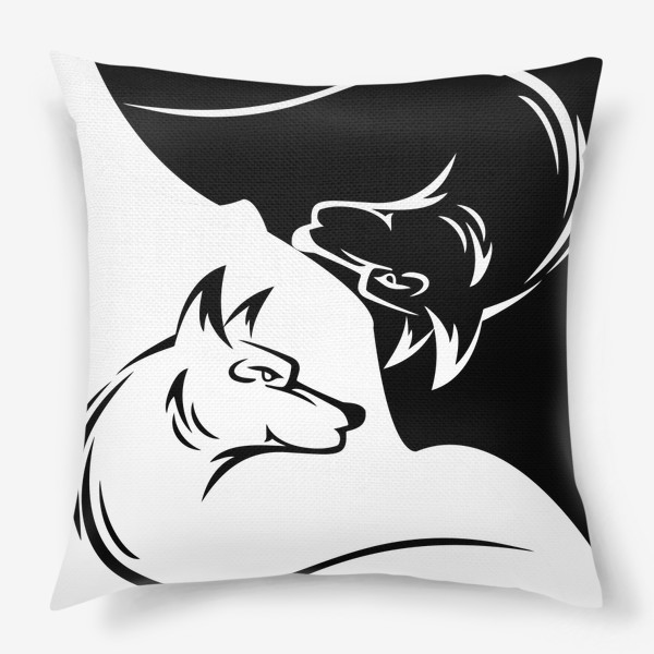 Подушка «Волки - черный и белый»
