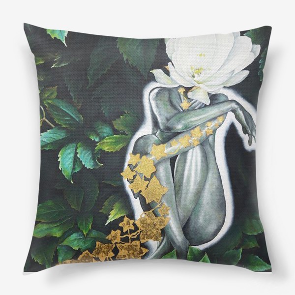 Подушка «Флора - богиня цветов на фоне листвы. Королева ночи»