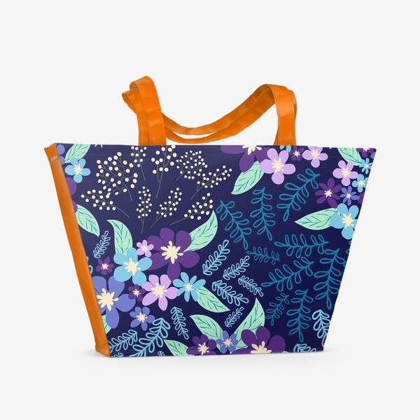 Пляжная сумка «Фиолетовые, лавандовые, голубые букеты на темном фоне паттерн»