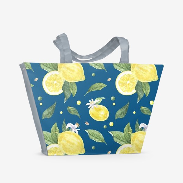 Пляжная сумка «Лимоны и цветы с листьями на синем фоне»