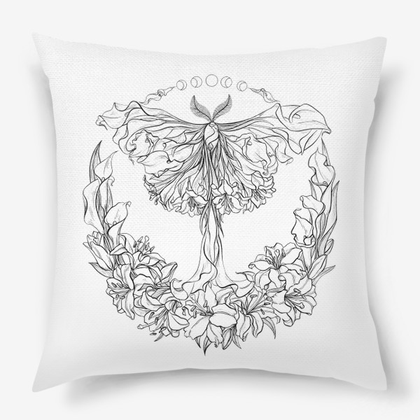 Подушка «Ночная бабочка, мотылек, цветы»