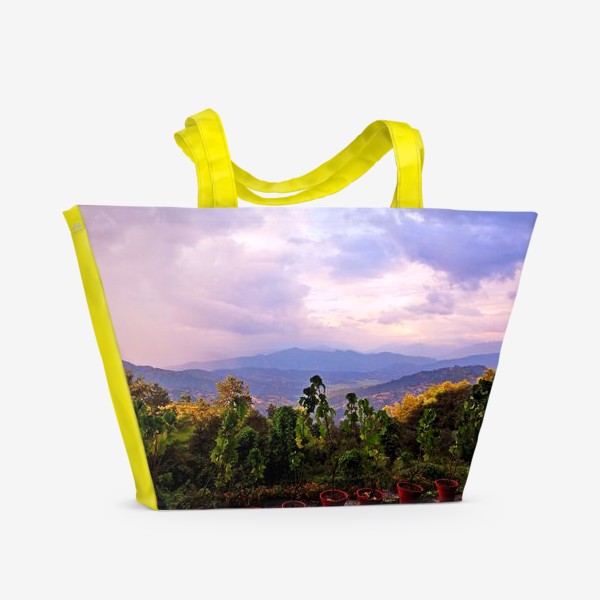 Пляжная сумка &laquo;Фиолетовое утро в горах&raquo;