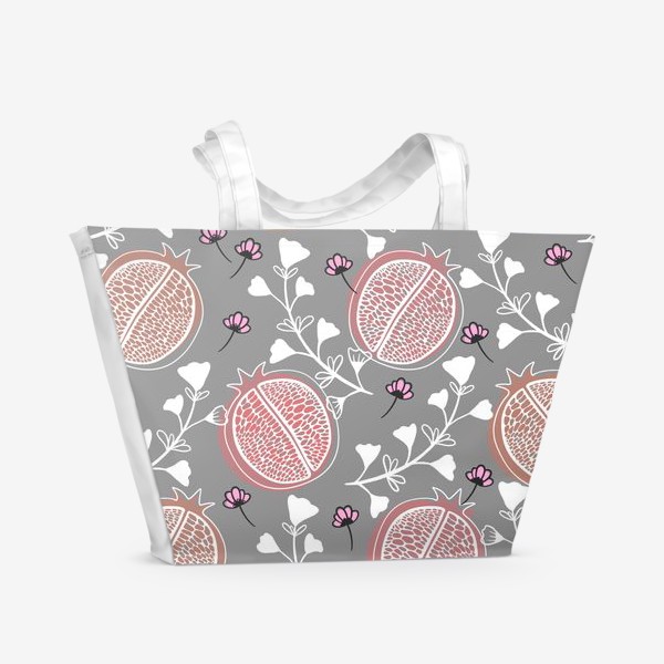 Пляжная сумка «Пастельно-розовые гранаты и белые веточки на сером фоне»