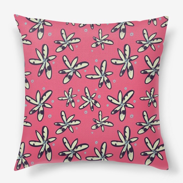 Подушка «Паттерн с декоративными цветами на розовом фоне »