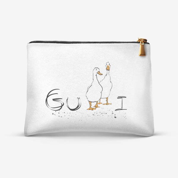 Косметичка «надпись Gussi с изображением гусей»