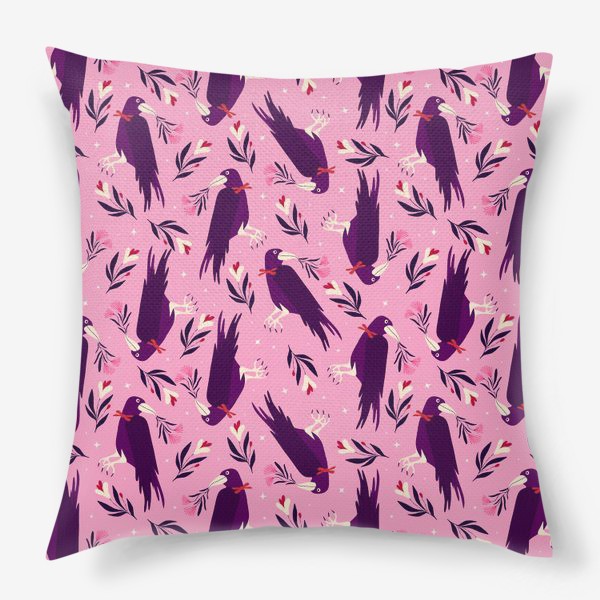Подушка «розовый паттерн с воронами»