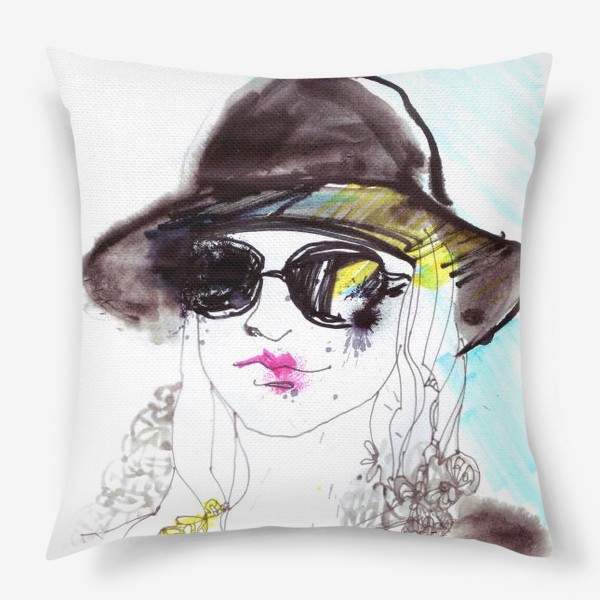 Подушка «Девушка в солнечных очках и шляпе»