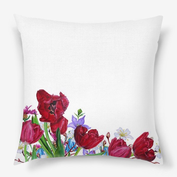 Подушка «Букет.  Красные тюльпаны и полевые цветы»