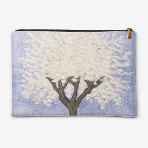 Косметичка «Белое весеннее дерево на синем фоне»