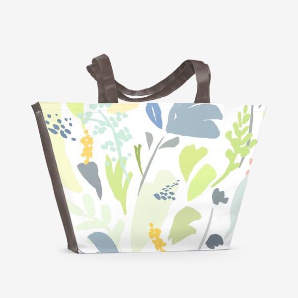 Пляжная сумка &laquo;нежные цветы на белом фоне&raquo;