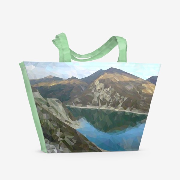 Пляжная сумка &laquo;Озеро в горах в полигональной технике&raquo;