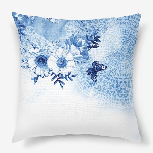 Подушка «Зимние кружевные цветы»