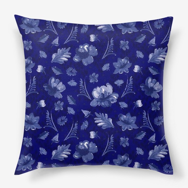 Подушка «Кобальтовые цветы на синем фоне»