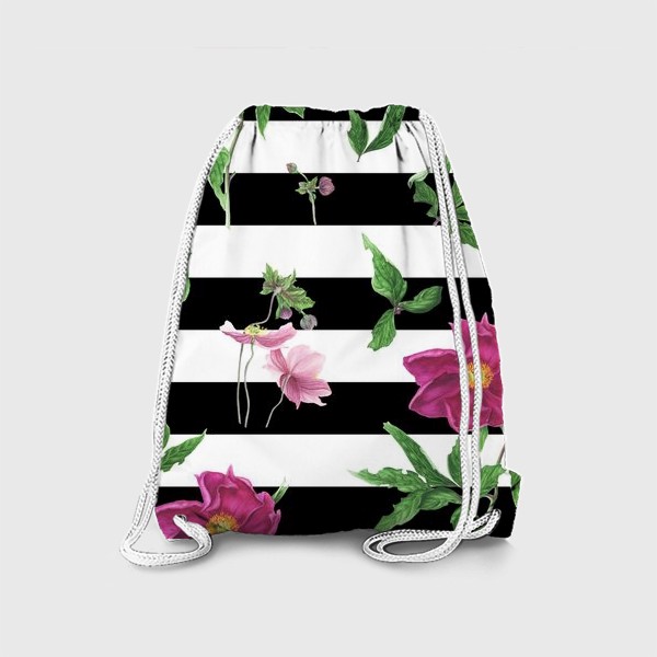 Рюкзак «Розовые пионы на черно-белом фоне»