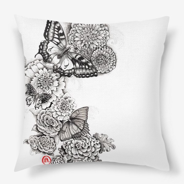 Подушка «Цветы и бабочки»